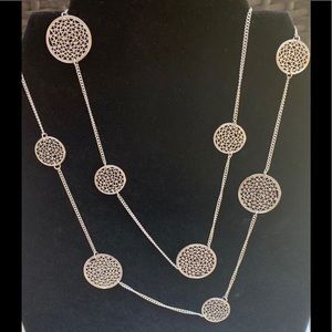 Silvertone necklace filigree circle flat disc,Marilyn Schiff collection.PreLoved